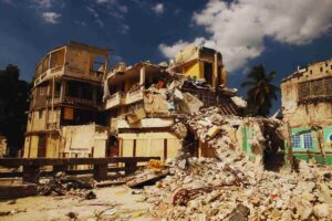 casa distrutta dal terremoto