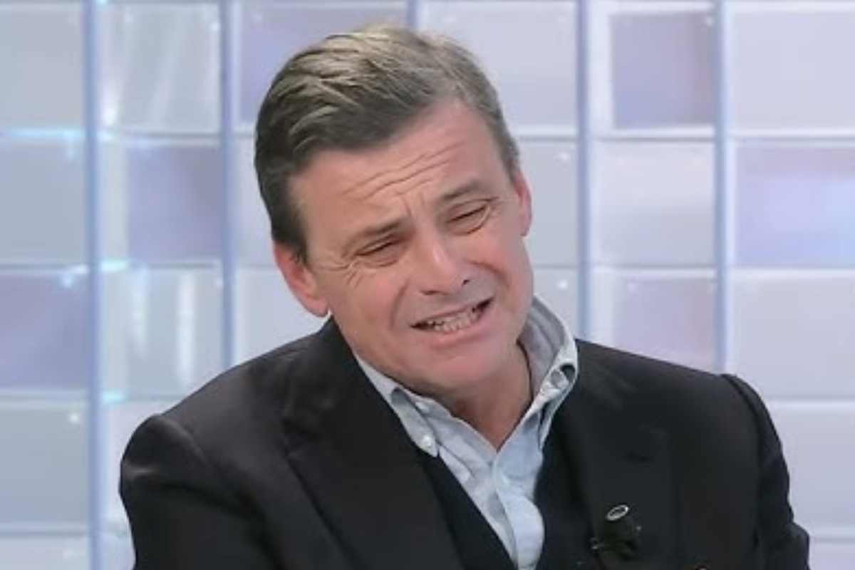 carlo calenda intervistato in tv