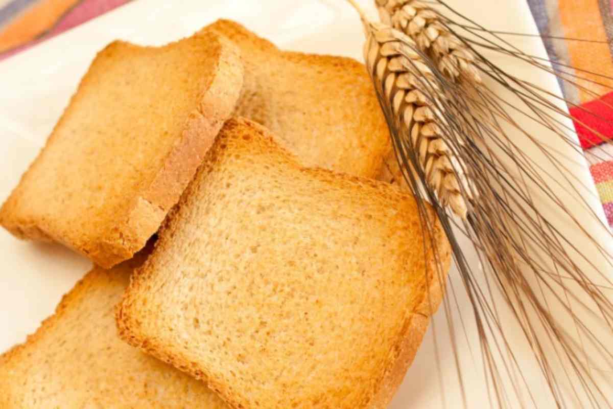 Fette biscottate con spiga di grano