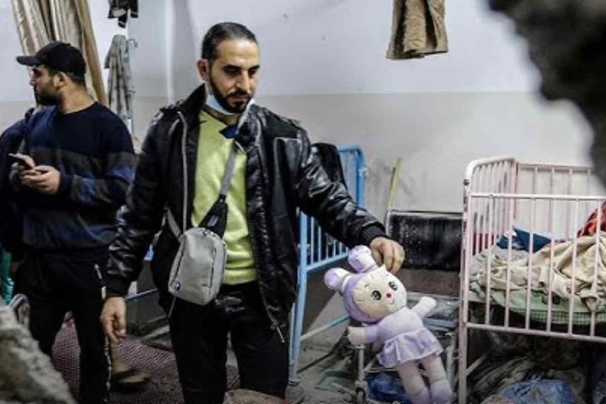 interno di ospedale nasser dopo un'esplosione
