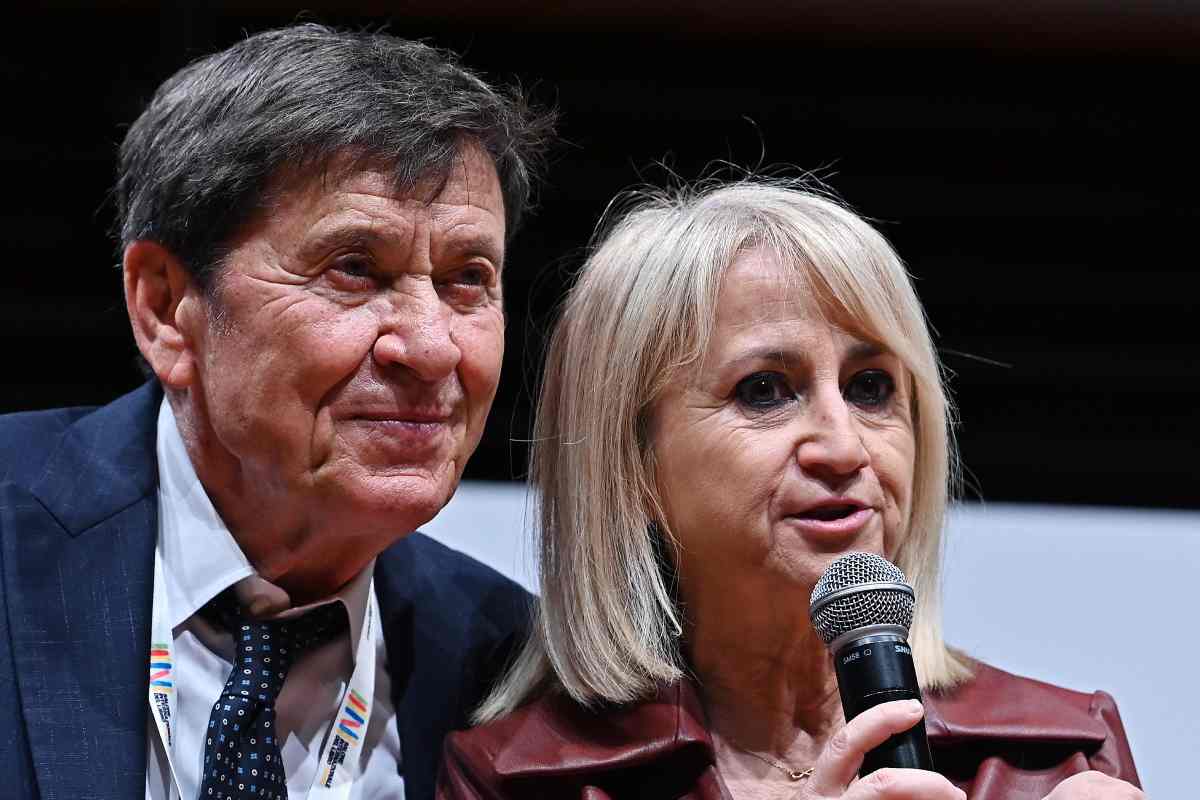Lutto per Gianni Morandi, il cantante è straziato: se ne va “una persona a me molto cara”