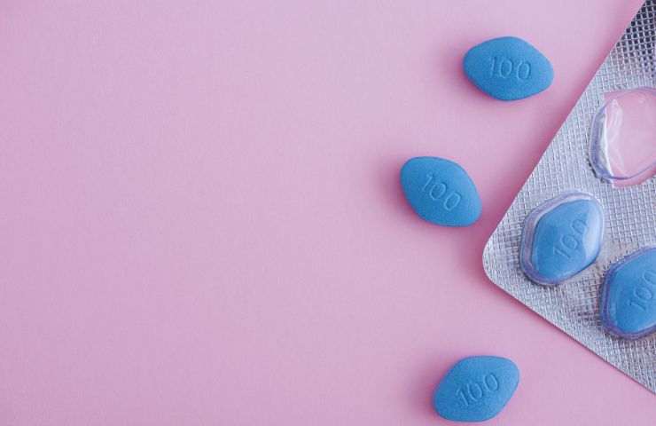 blister con medicine